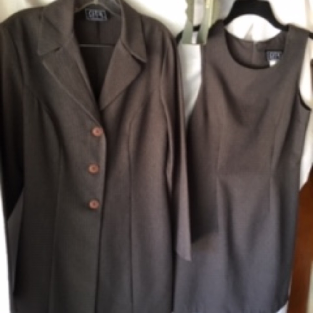 SUMMER DRESS WITH MATCHING LENGTH JACKET